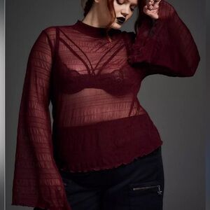 Torrid 1X Nightfall Red Long Sleeve Mock Neck Bell Sleeve Top